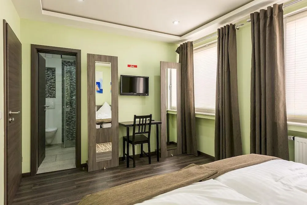 Buergerhofhotel Κολωνία Ξενοδοχείο