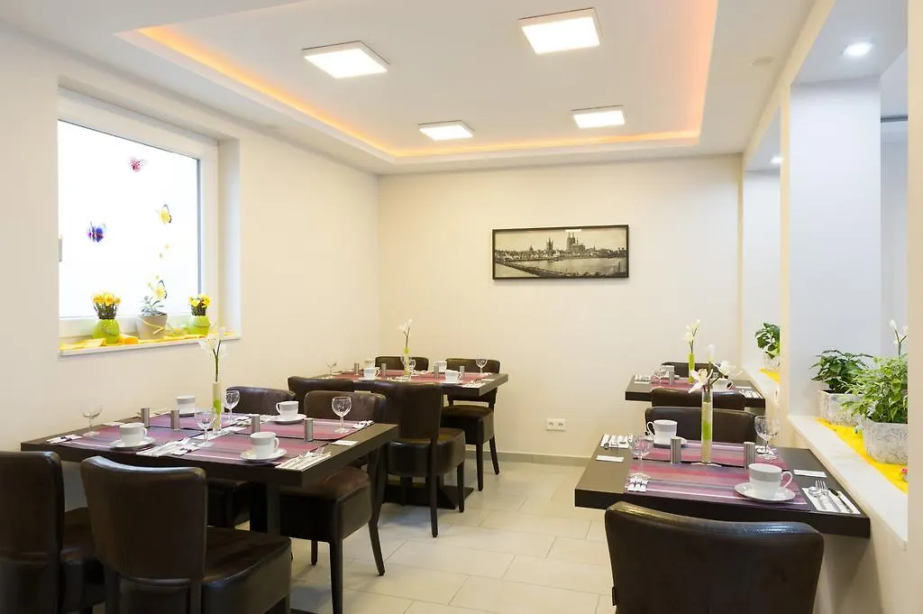 Buergerhofhotel Κολωνία Ξενοδοχείο